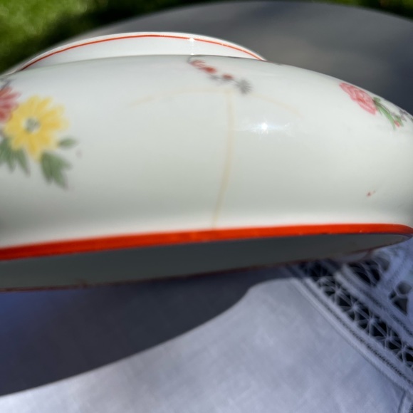 Limoge Porcelain Covered Dish - stamped “J.P. L France” & “J POUYAT Limoges” - Picture 6 of 8